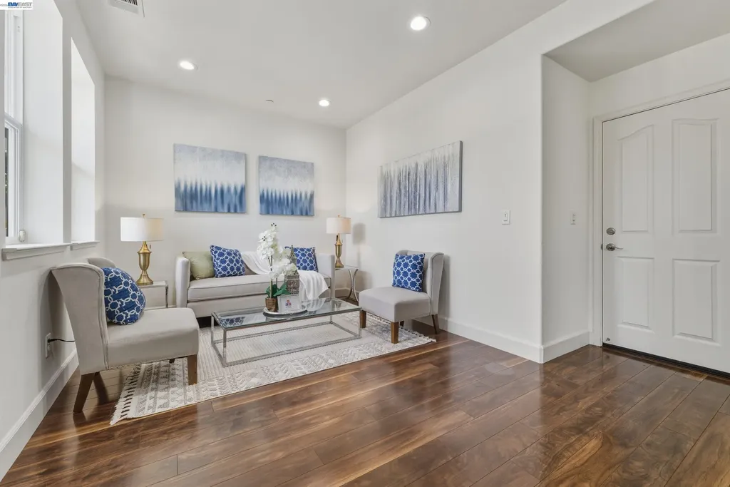 2305 Gibbons Street Hayward CA 94541