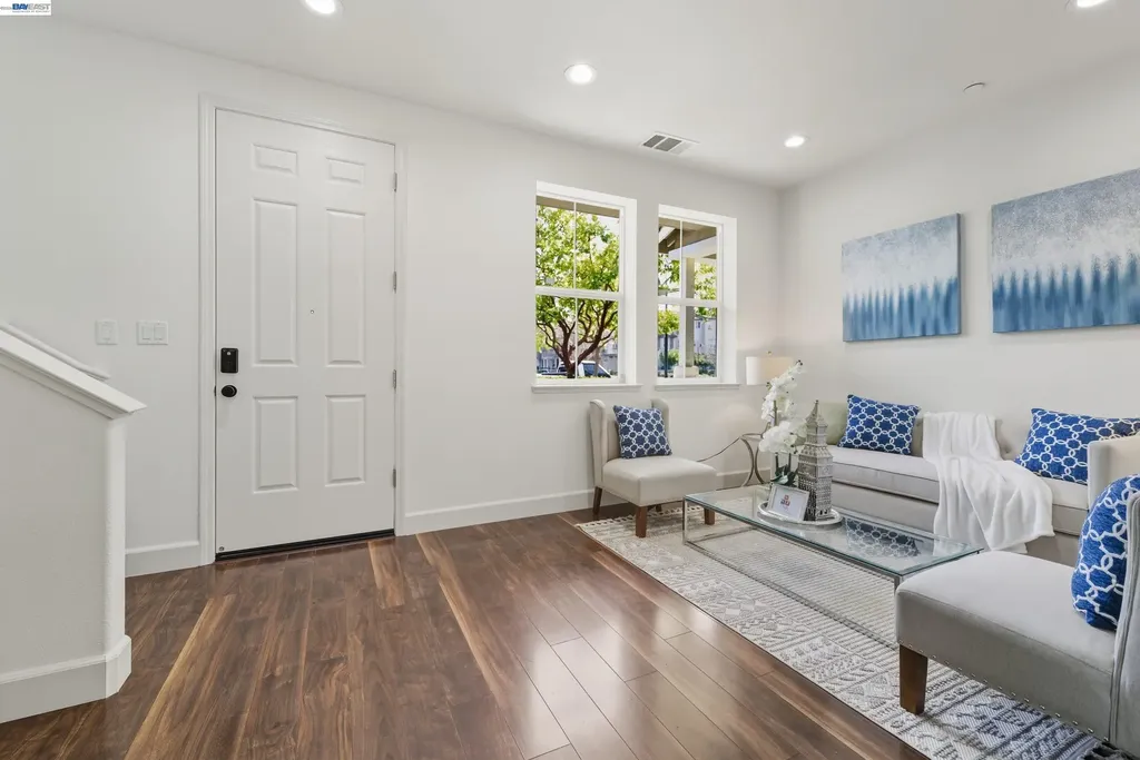 2305 Gibbons Street Hayward CA 94541