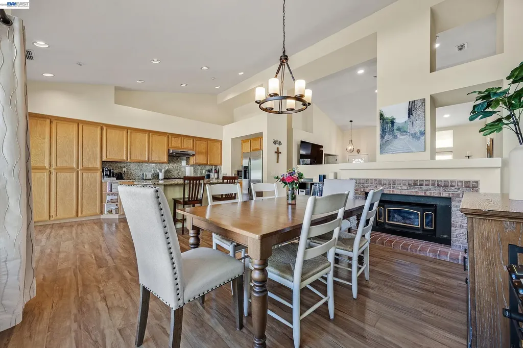 5873 Rainflower Drive Livermore CA 94551