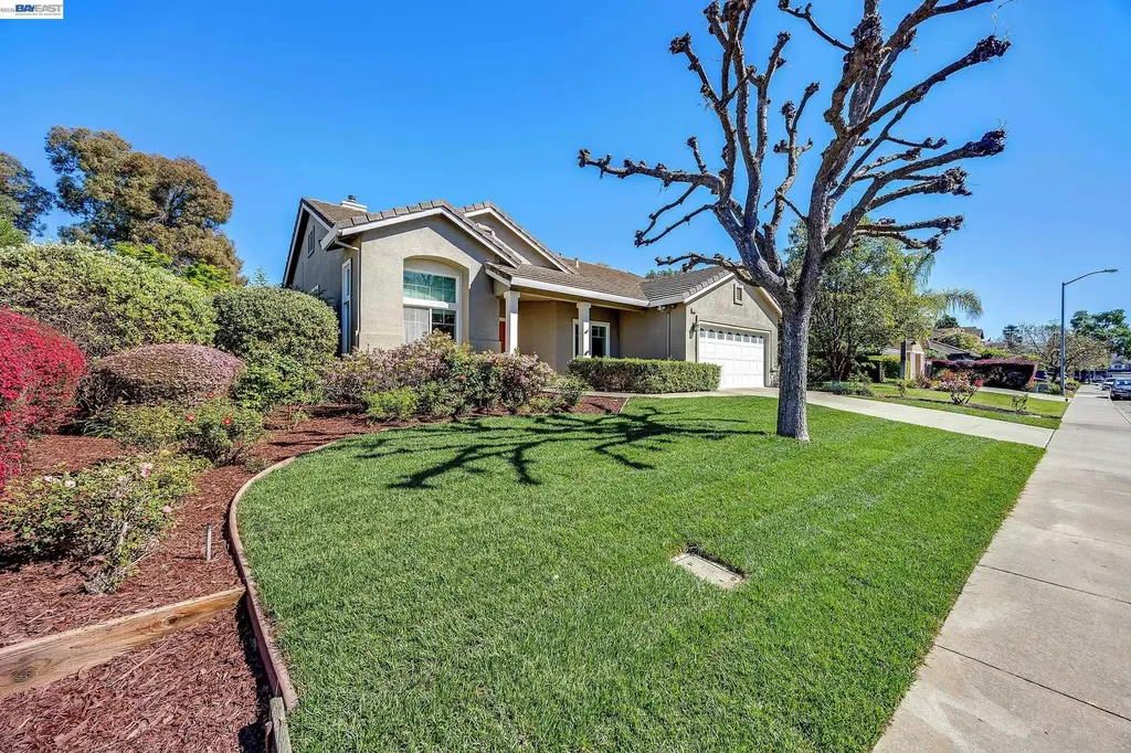 5873 Rainflower Drive Livermore CA 94551