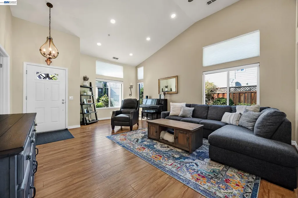 5873 Rainflower Drive Livermore CA 94551
