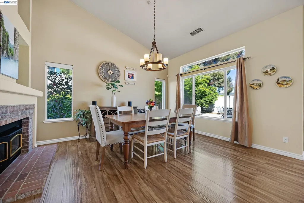 5873 Rainflower Drive Livermore CA 94551