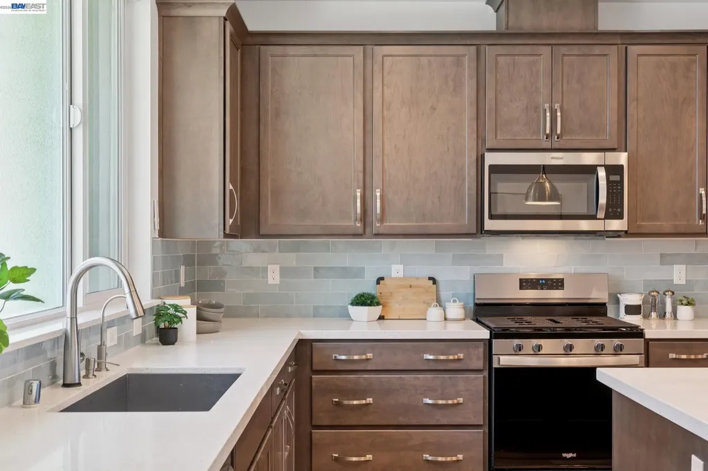5606 Glass Road Dublin CA 94568