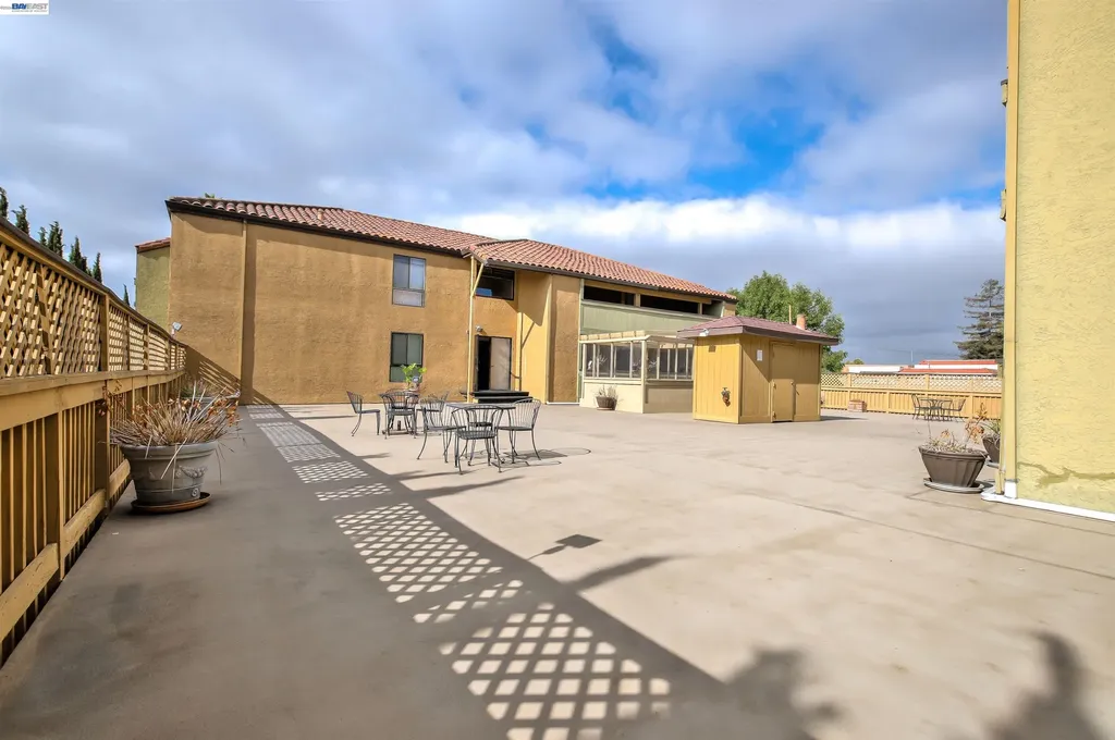16006 14th Street San Leandro CA 94578