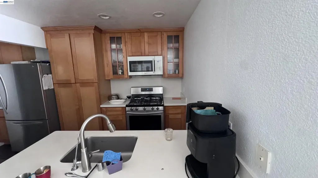 33080 Lake Mead Drive Fremont CA 94555
