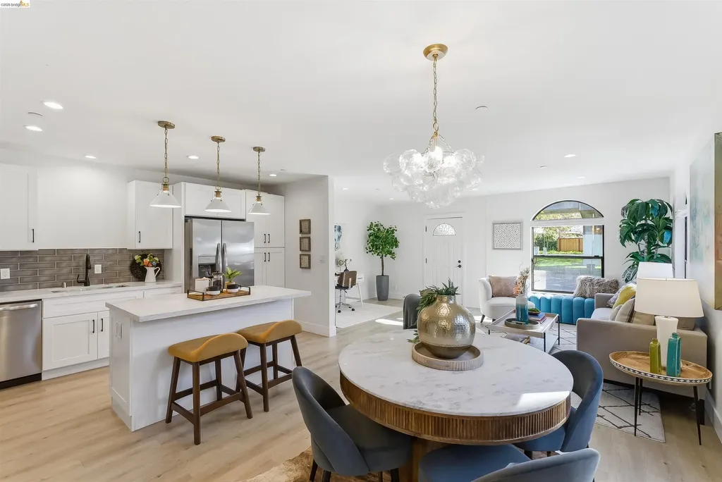 712 Masonic Albany CA 94706