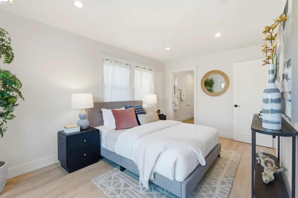 712 Masonic Albany CA 94706