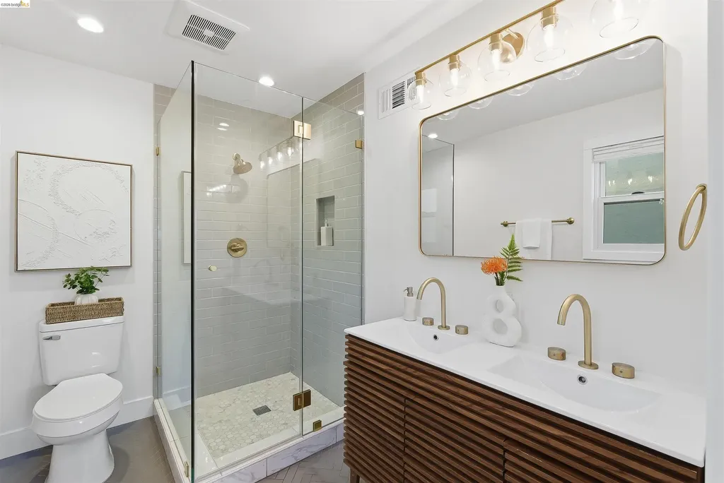 712 Masonic Albany CA 94706