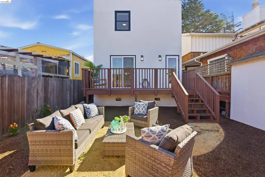 712 Masonic Albany CA 94706