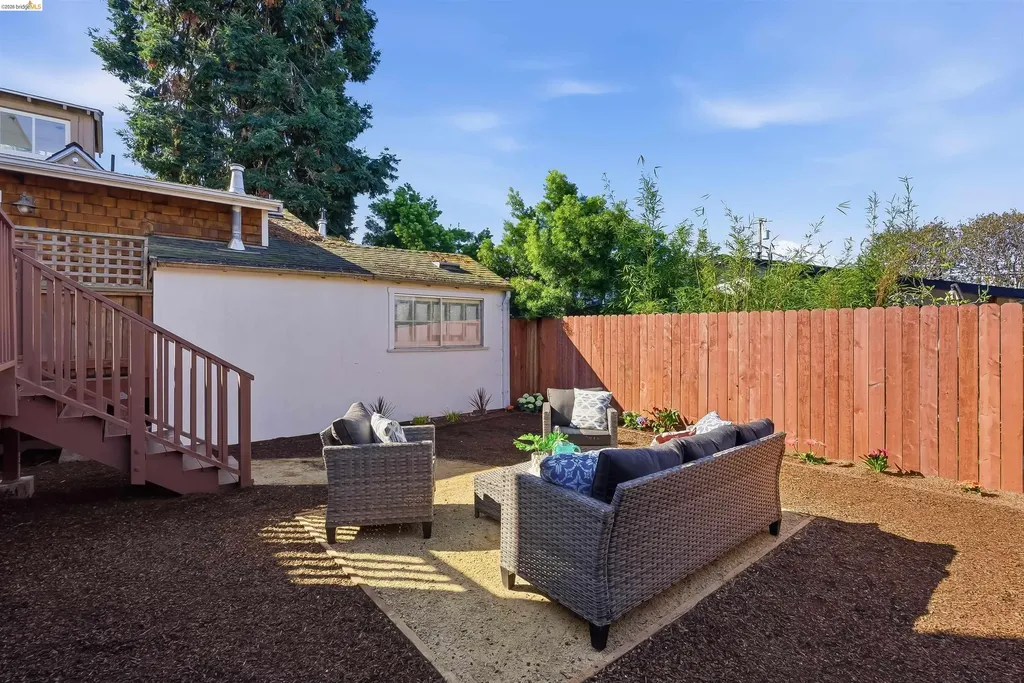 712 Masonic Albany CA 94706