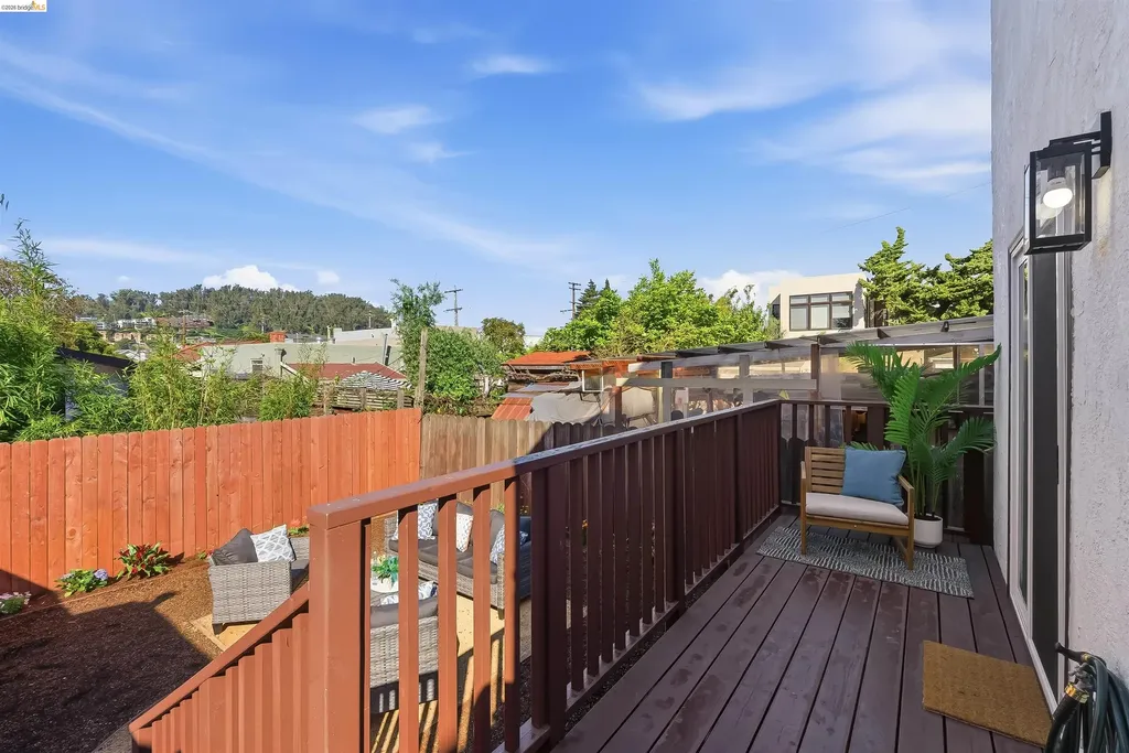 712 Masonic Albany CA 94706