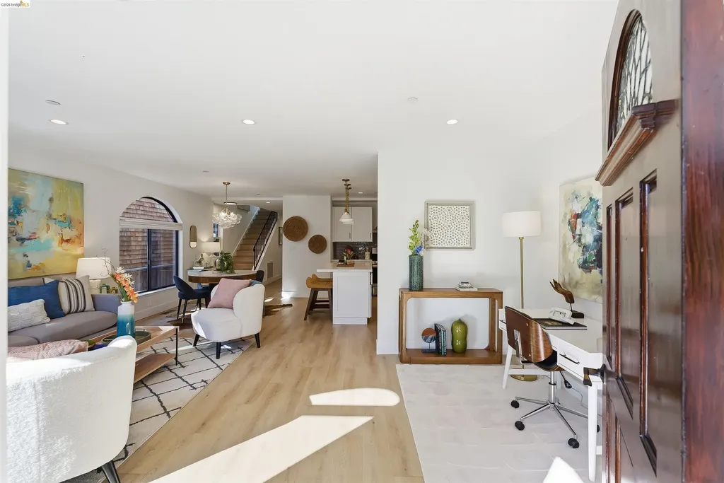 712 Masonic Albany CA 94706