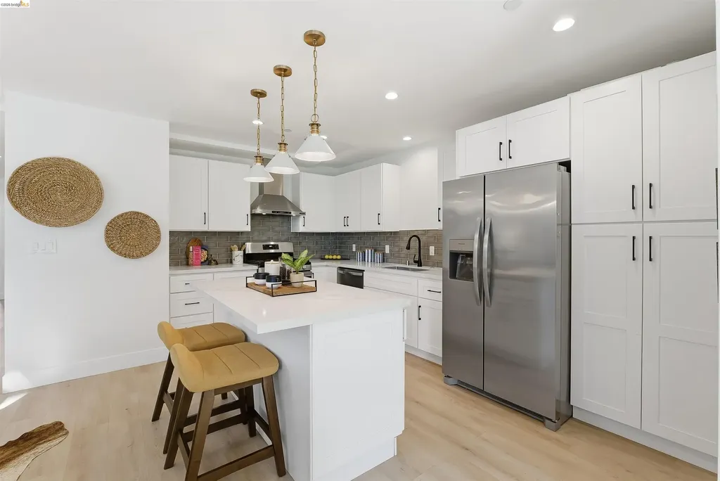 712 Masonic Albany CA 94706