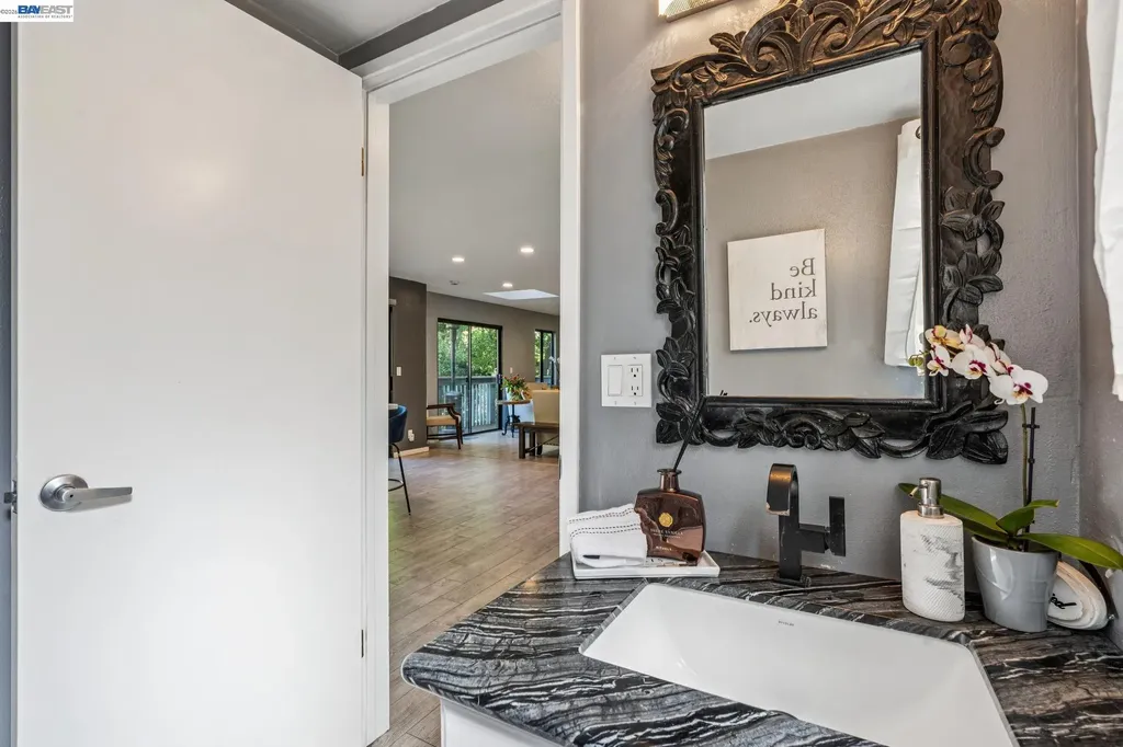 44 Hagen Oaks Court Alamo CA 94507