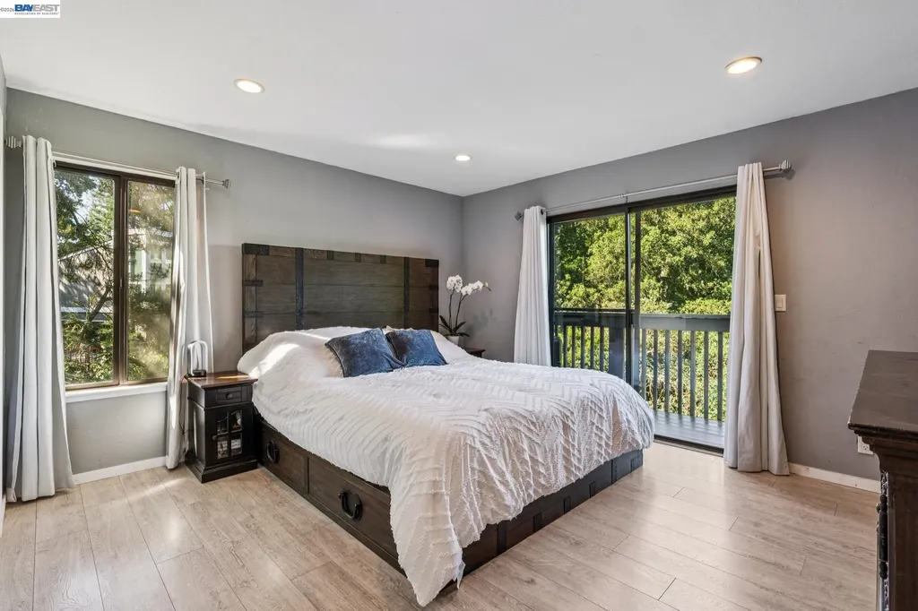 44 Hagen Oaks Court Alamo CA 94507