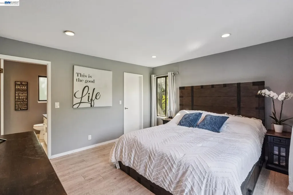 44 Hagen Oaks Court Alamo CA 94507