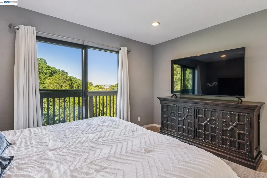 44 Hagen Oaks Court Alamo CA 94507