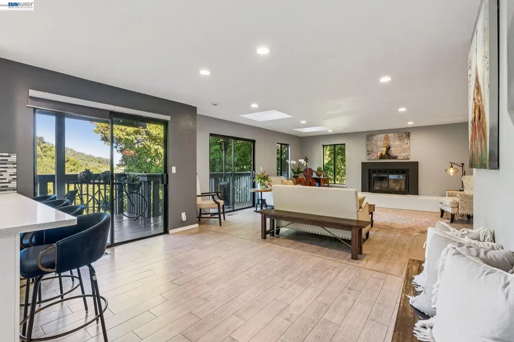 44 Hagen Oaks Court Alamo CA 94507