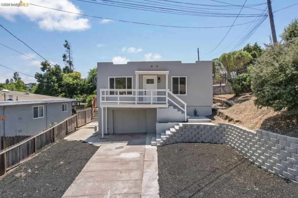 1923 Thompson Lane El Sobrante CA 94803