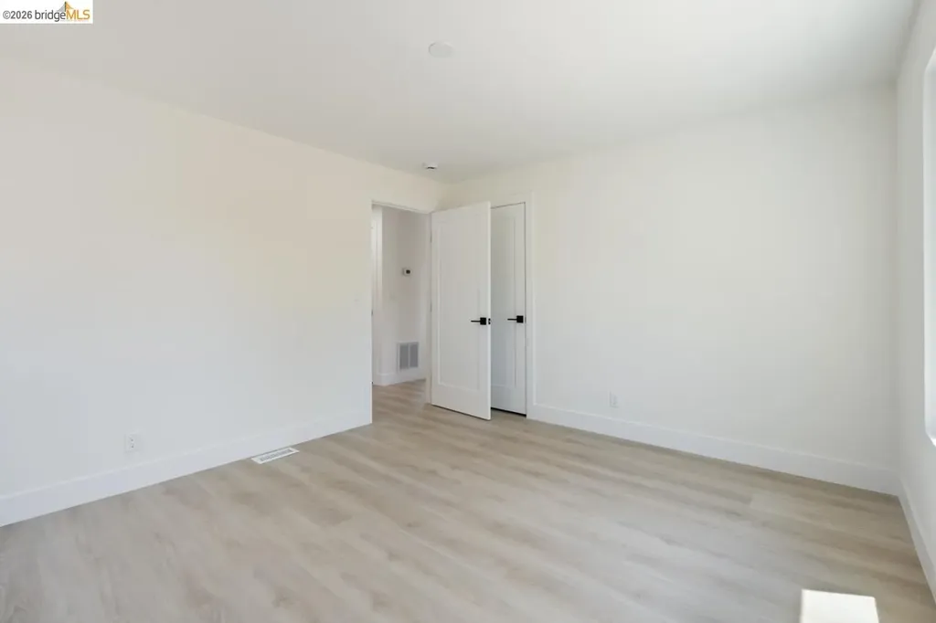 1923 Thompson Lane El Sobrante CA 94803