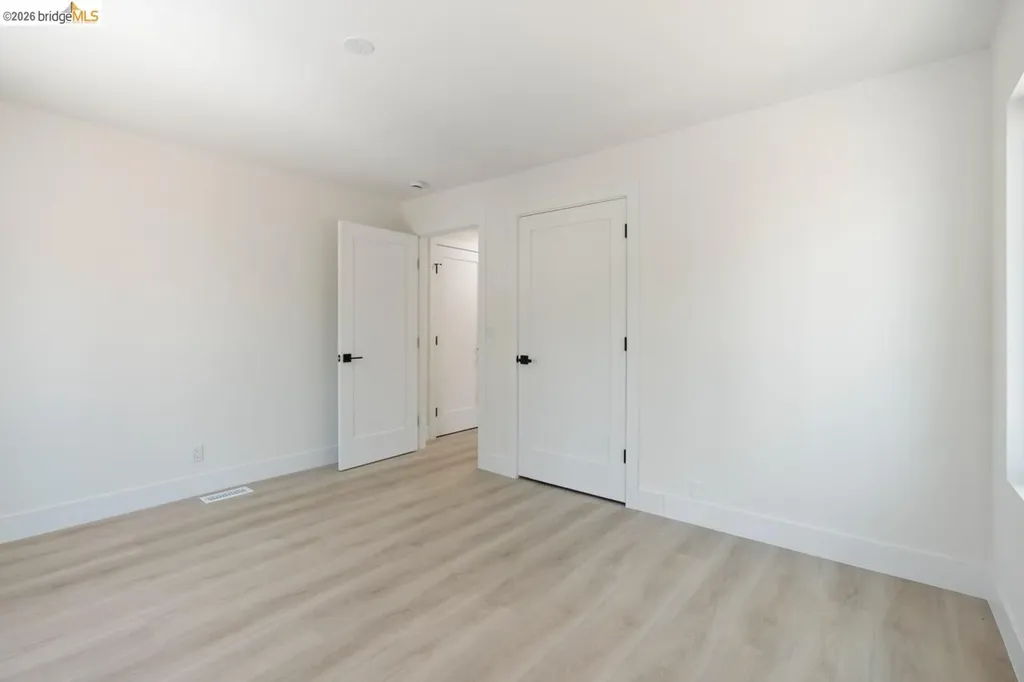 1923 Thompson Lane El Sobrante CA 94803