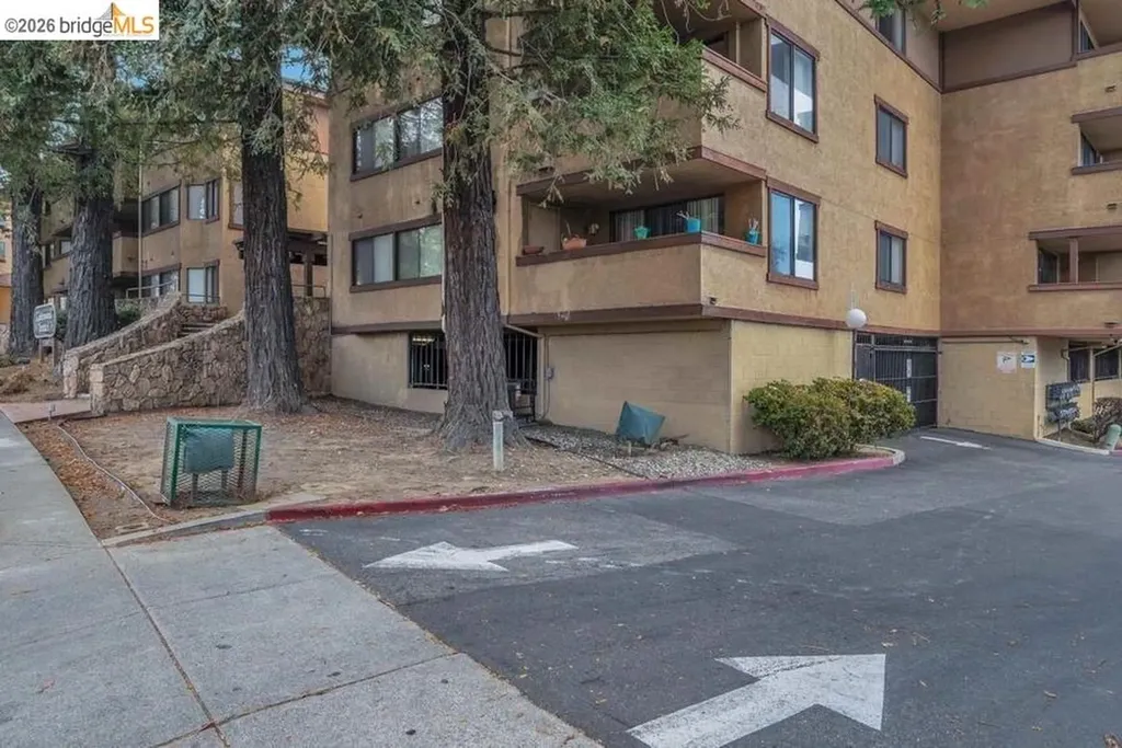 26937 Hayward Boulevard Hayward CA 94542