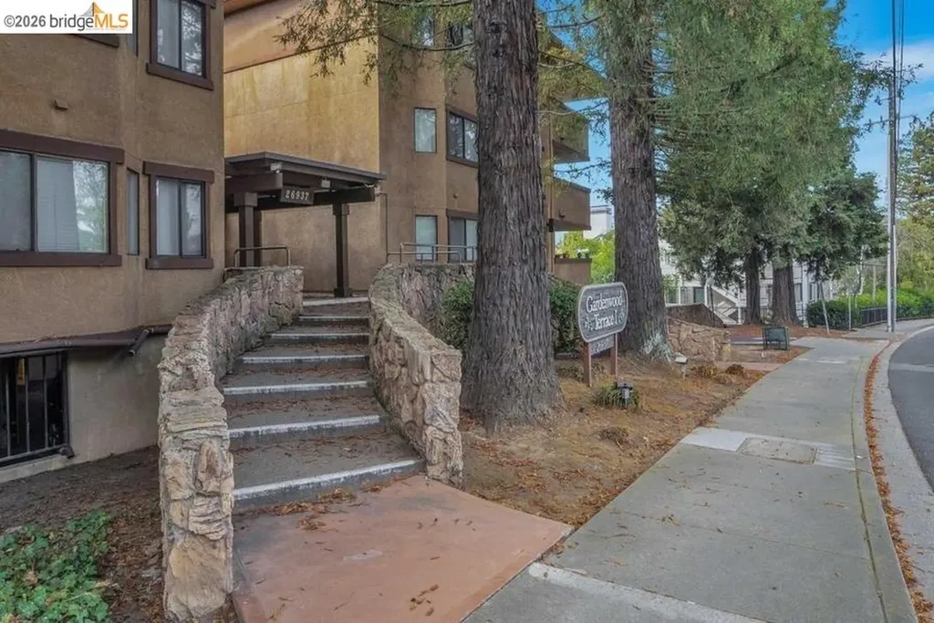 26937 Hayward Boulevard Hayward CA 94542