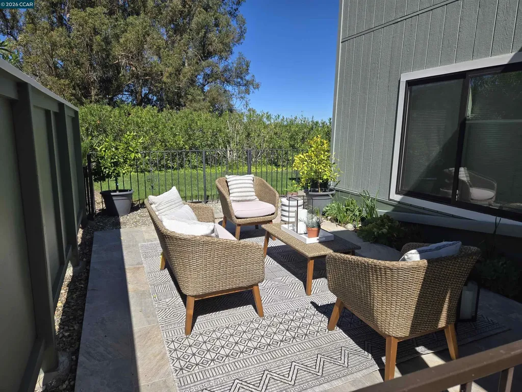 1124 Singingwood Court Walnut Creek CA 94595