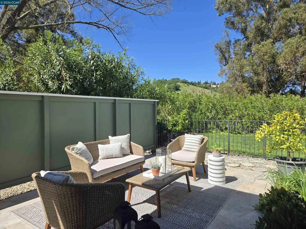 1124 Singingwood Court Walnut Creek CA 94595
