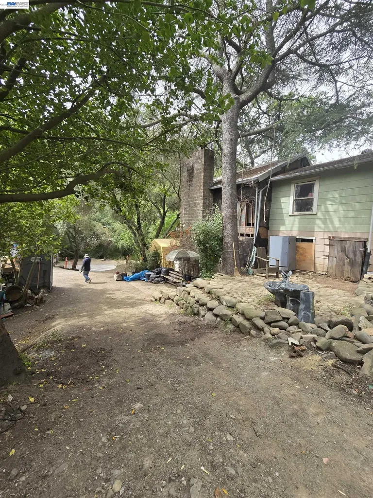 821 Kilkare Road Sunol CA 94586