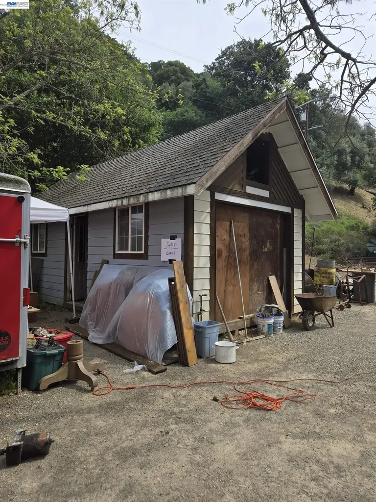 821 Kilkare Road Sunol CA 94586