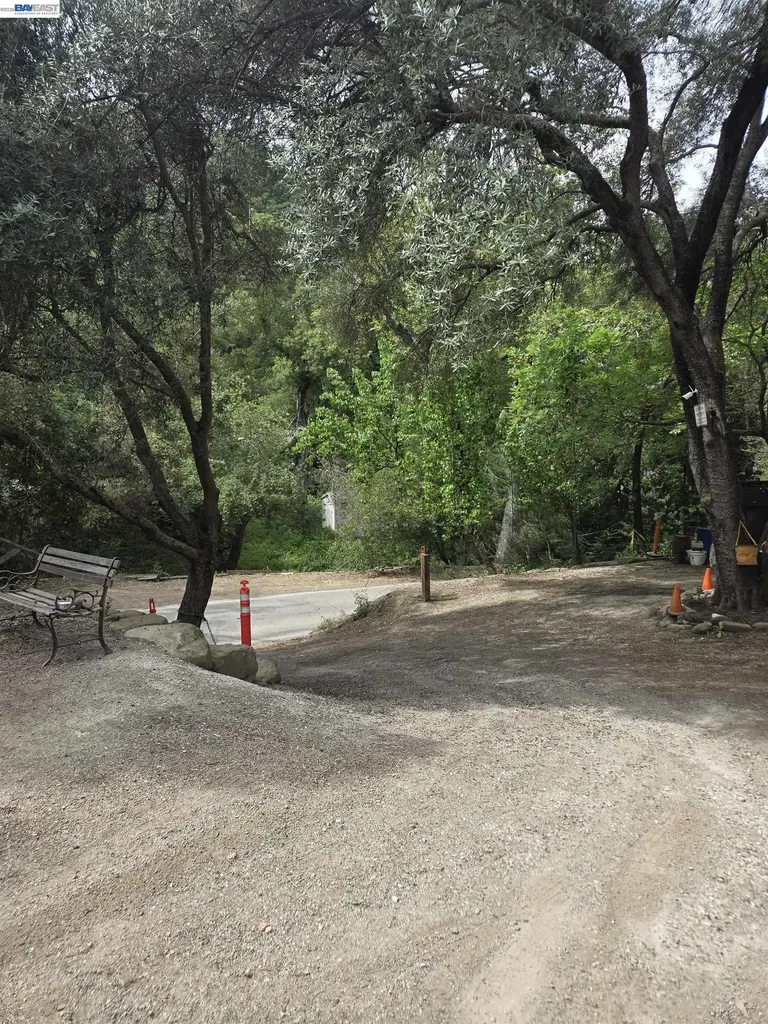 821 Kilkare Road Sunol CA 94586