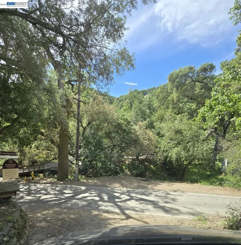 821 Kilkare Road Sunol CA 94586