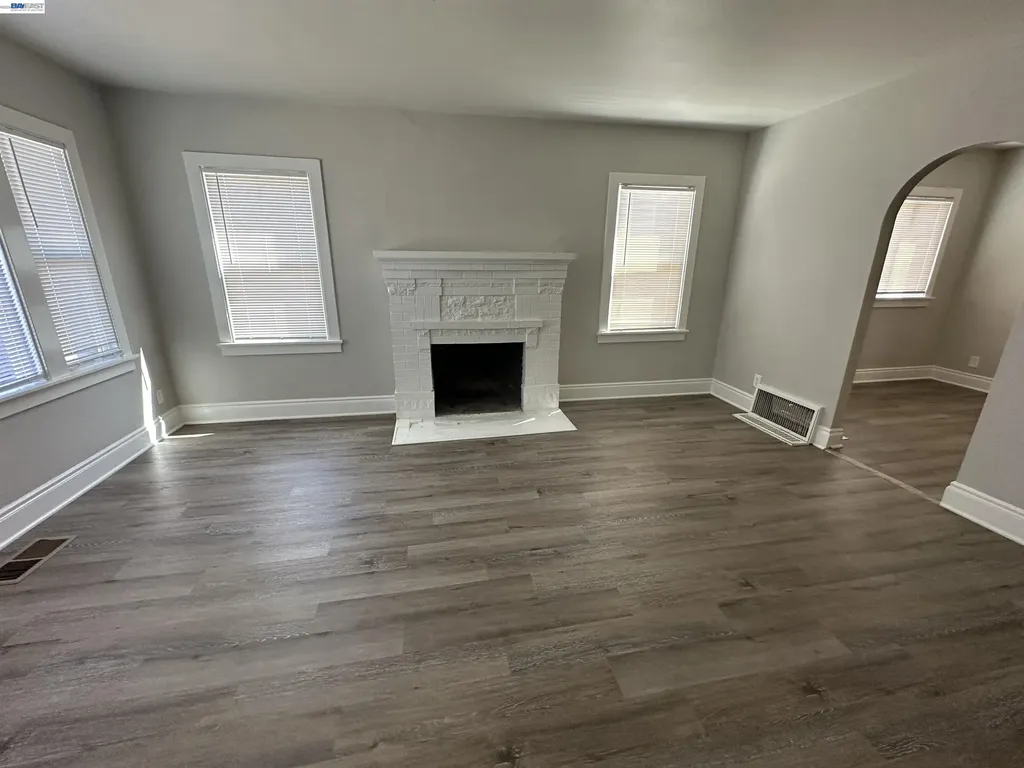444 E 12th Street Pittsburg CA 94565
