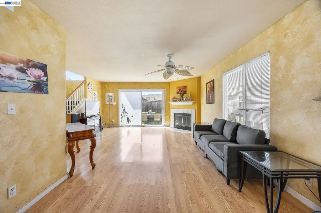 20667 Blossom Common Hayward CA 94541