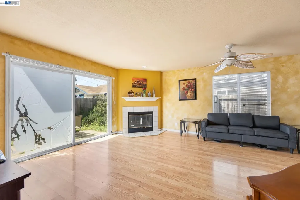 20667 Blossom Common Hayward CA 94541