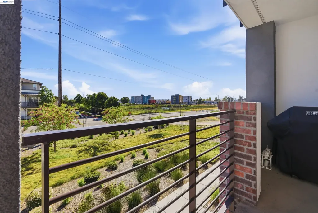 440 Pawnee Lane Alameda CA 94501