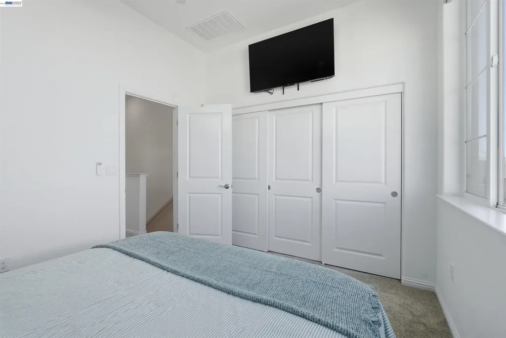 440 Pawnee Lane Alameda CA 94501