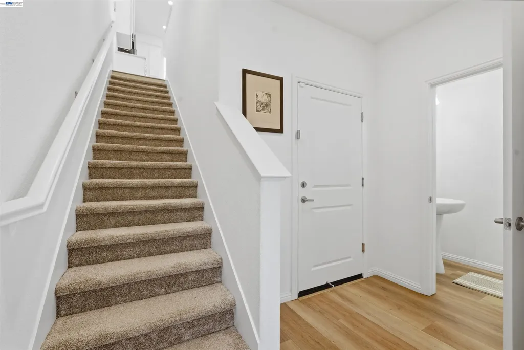 440 Pawnee Lane Alameda CA 94501