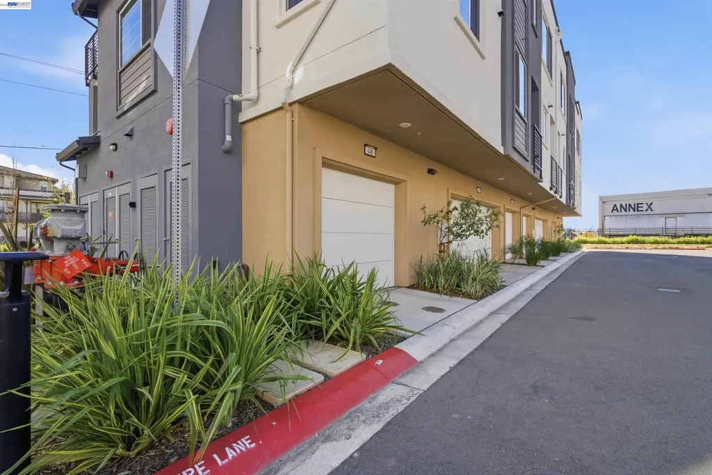 440 Pawnee Lane Alameda CA 94501