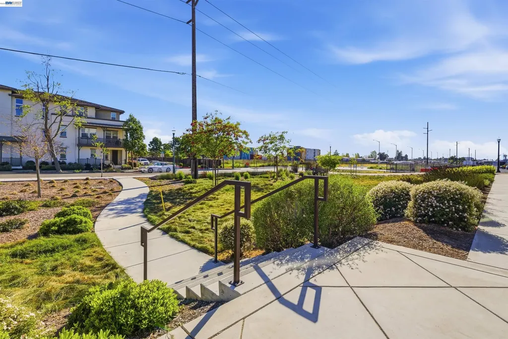 440 Pawnee Lane Alameda CA 94501