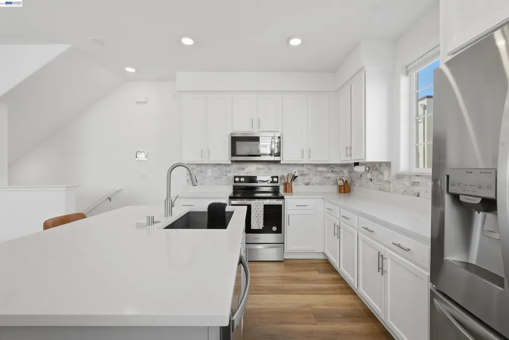 440 Pawnee Lane Alameda CA 94501