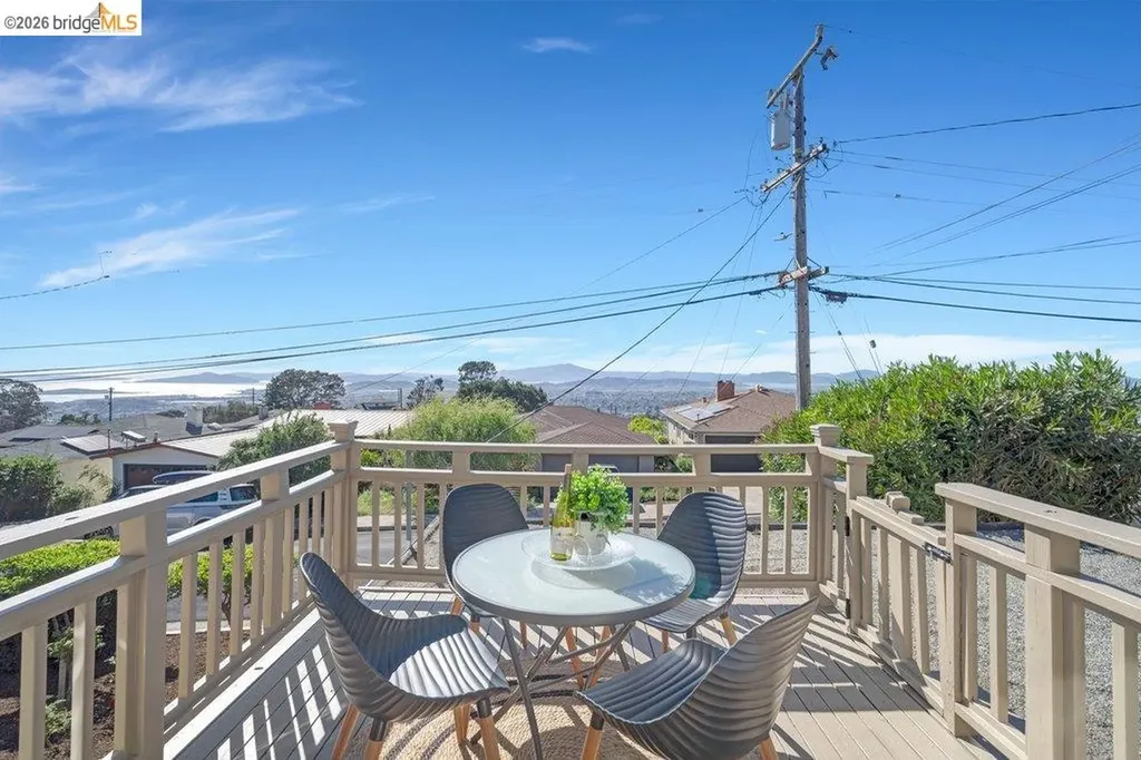 2728 Del Monte Avenue El Cerrito CA 94530