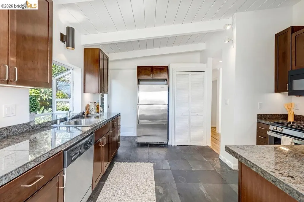 2728 Del Monte Avenue El Cerrito CA 94530