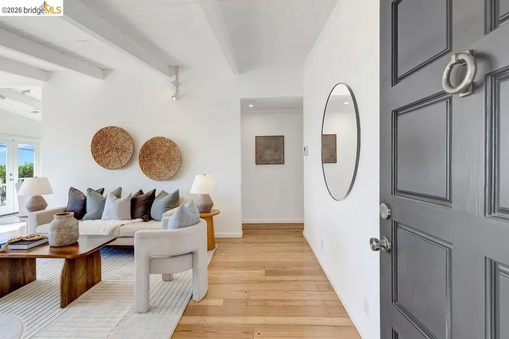 2728 Del Monte Avenue El Cerrito CA 94530