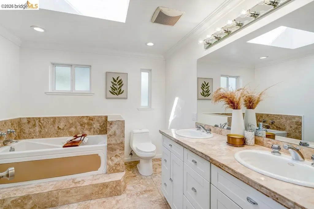 2728 Del Monte Avenue El Cerrito CA 94530