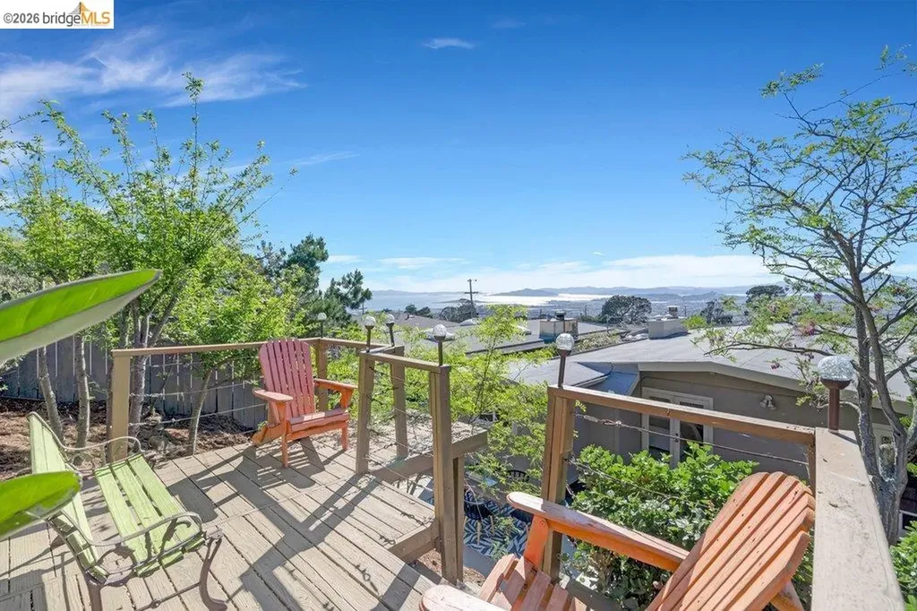 2728 Del Monte Avenue El Cerrito CA 94530