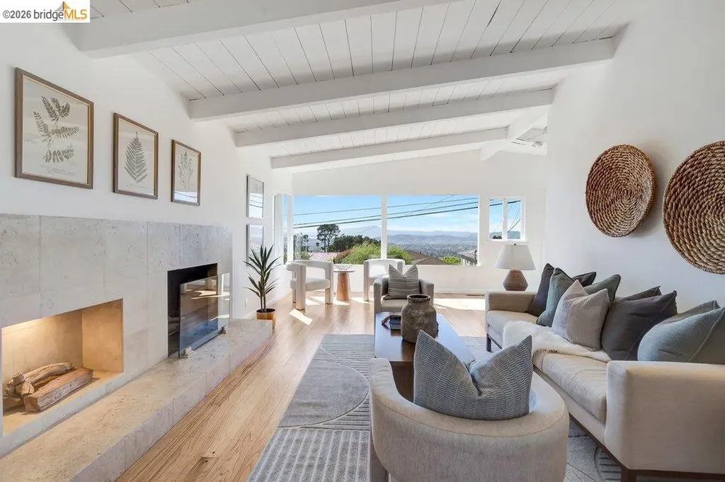 2728 Del Monte Avenue El Cerrito CA 94530