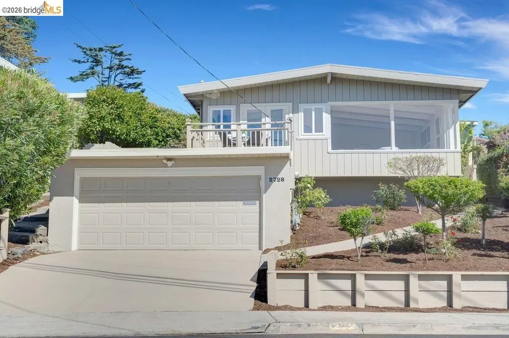 2728 Del Monte Avenue El Cerrito CA 94530