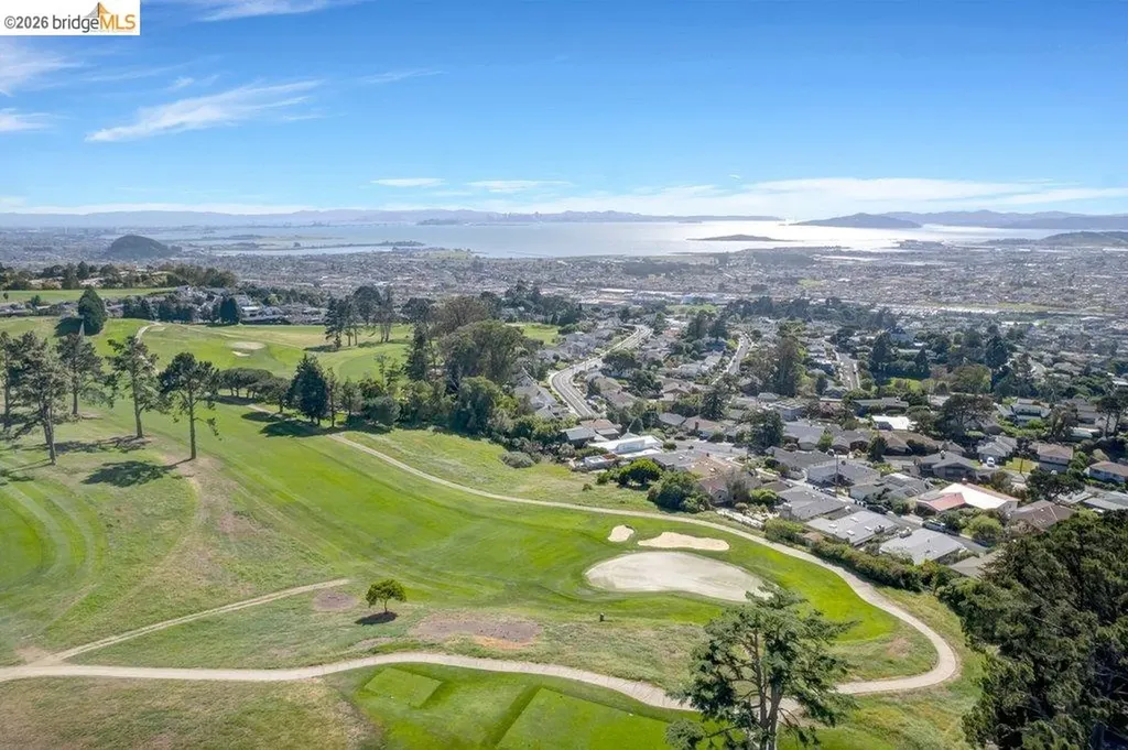 2728 Del Monte Avenue El Cerrito CA 94530